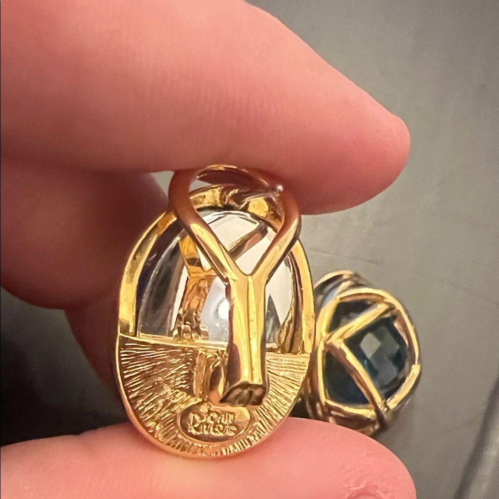 Joan Rivers gold pierced earrings set - Picture 3 of 3